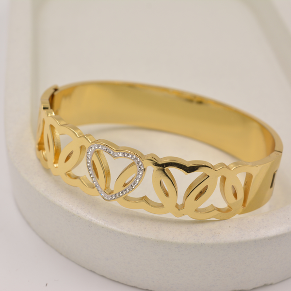 Eterna Loop Bracelet