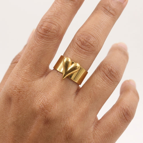 Gold Heart Band Ring