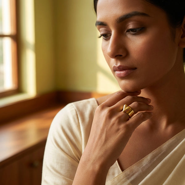 Gold Heart Band Ring