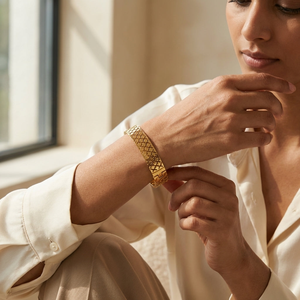 Seraphine Mesh Cuff